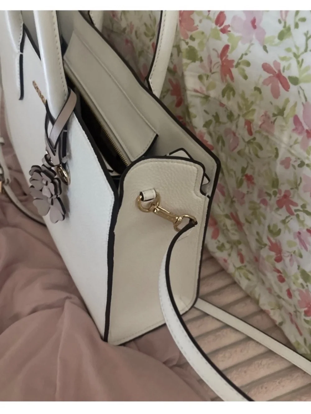 Michael Kors, white leather, large charm handbag new with tags